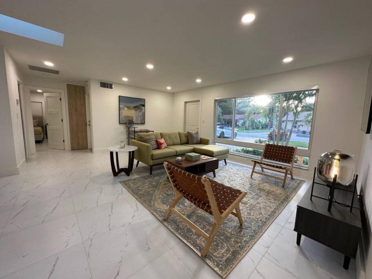 The Sun House - 3 Bed, 2 Bath, Private Pool, Fire Pit, Huge Backyard Villa Fort Lauderdale Dış mekan fotoğraf