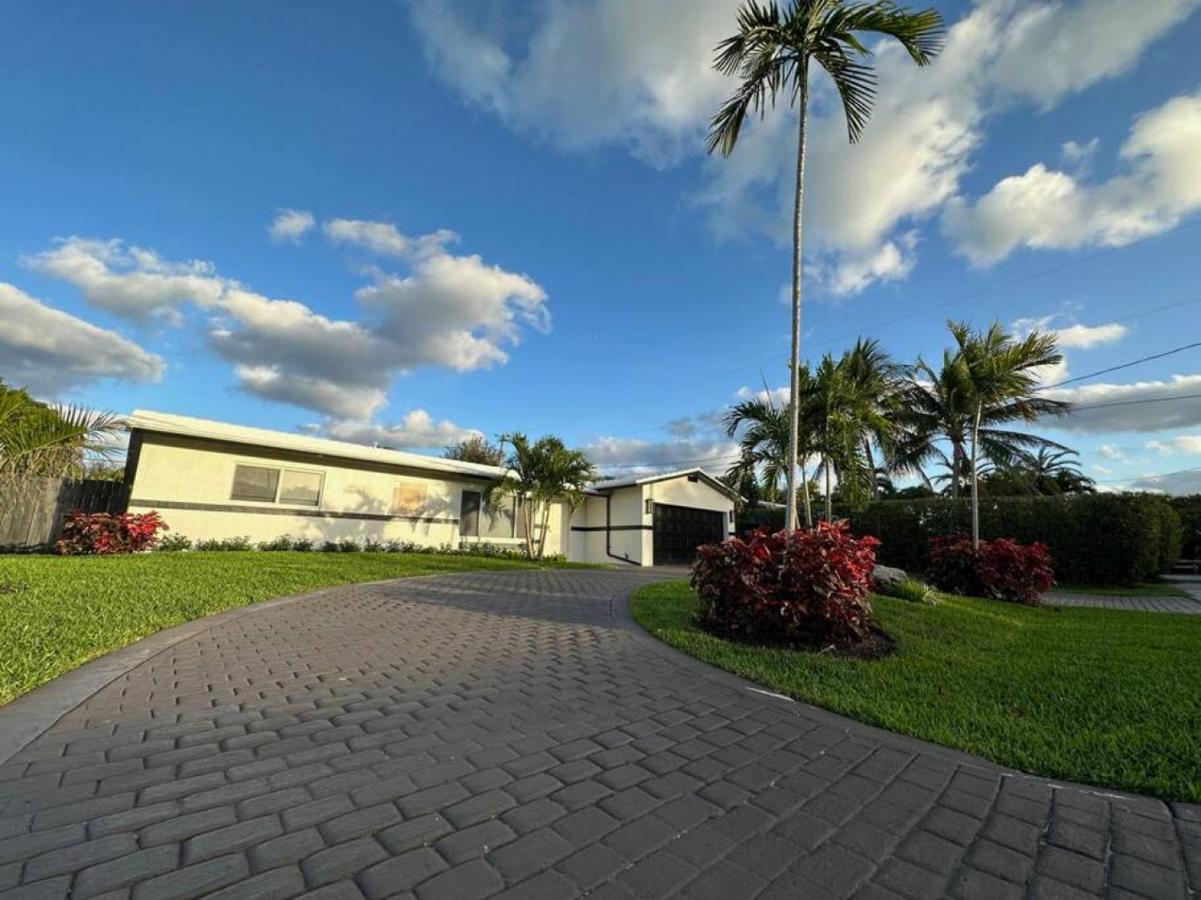 The Sun House - 3 Bed, 2 Bath, Private Pool, Fire Pit, Huge Backyard Villa Fort Lauderdale Dış mekan fotoğraf